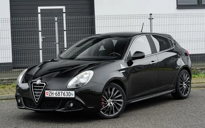 alfa romeo giulietta wyszków Alfa Romeo Giulietta cena 38900 przebieg: 180000, rok produkcji 2010 z Wyszków